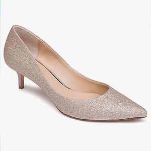 Jewel Badgley Mischka Gold Glitter Royalty Pumps /Heels